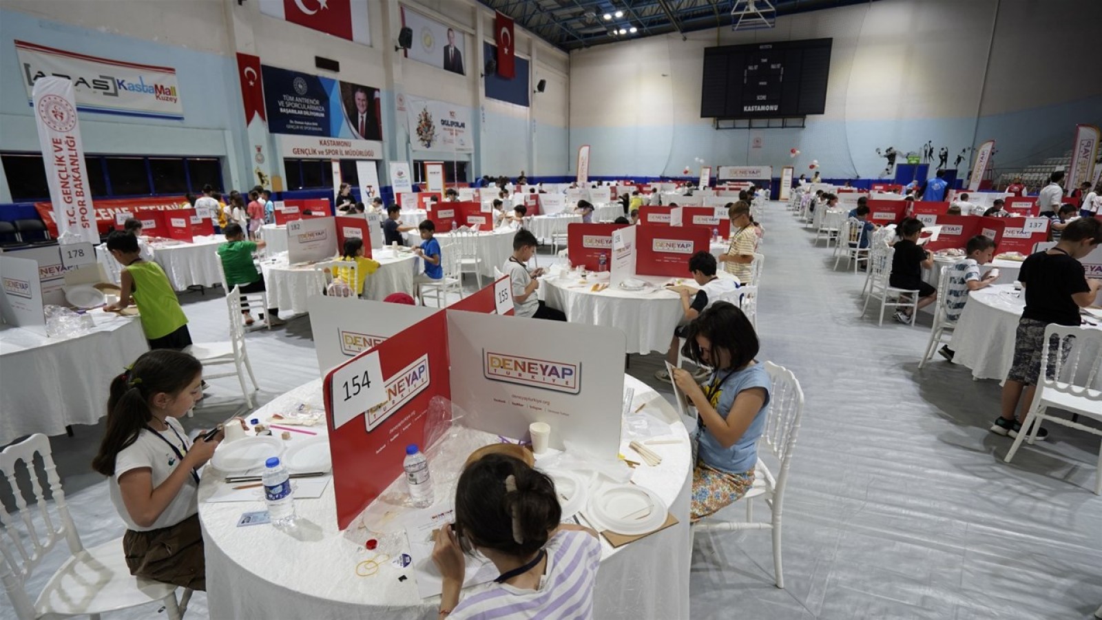 Kastamonu’da Deneyap sınavına 337 öğrenci katıldı;