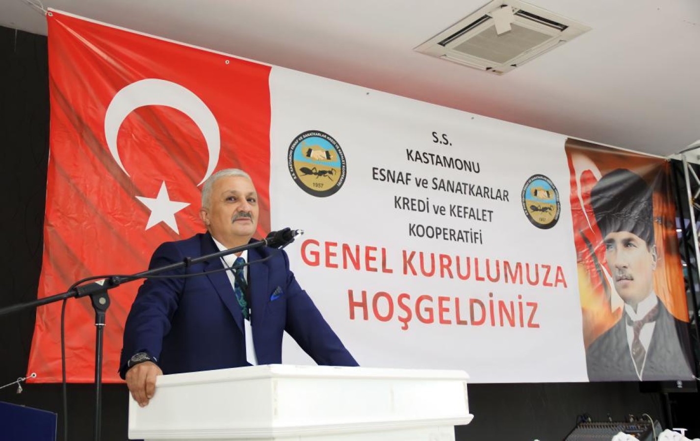 ‘Laf üretmek için değil, hizmet için adayız’;