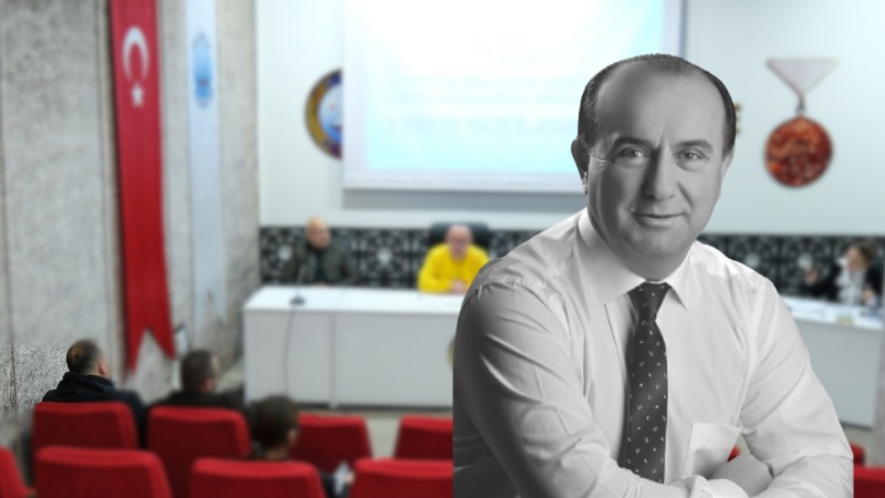 İnebolu Belediyesi’nde şok anlar: Gazeteci salondan atıldı!...;