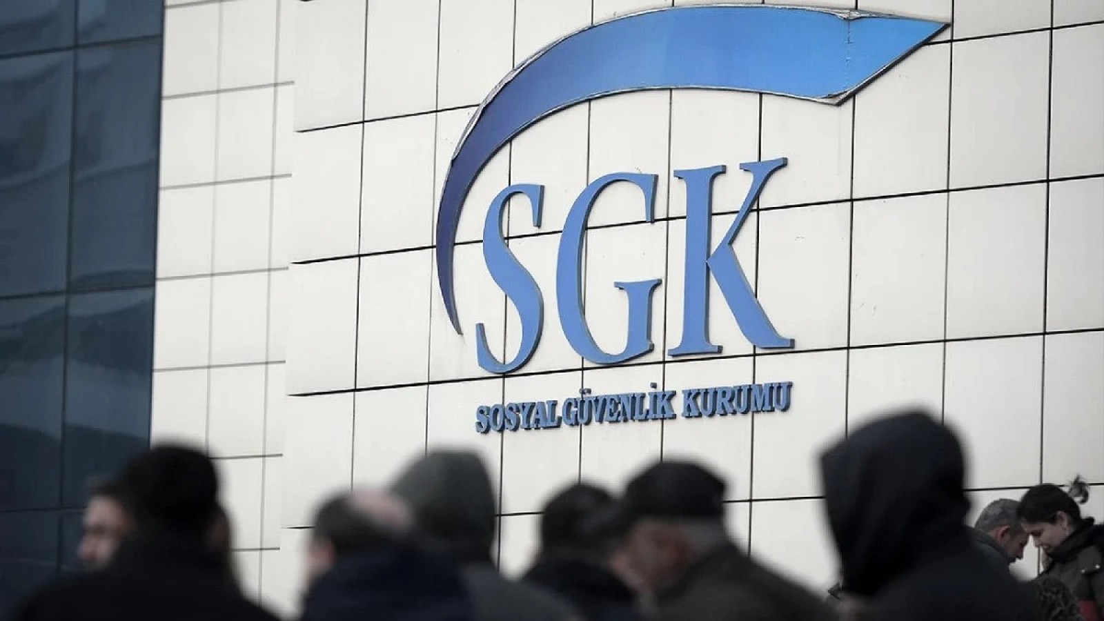 SGK'dan erken emeklilik sürprizi! Hangi 45 meslek yaralanacak?;
