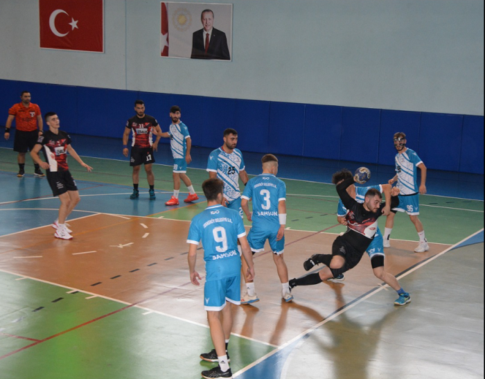 İnebolu, seyircisi karşısındaki ilk sınavdan geçemedi;