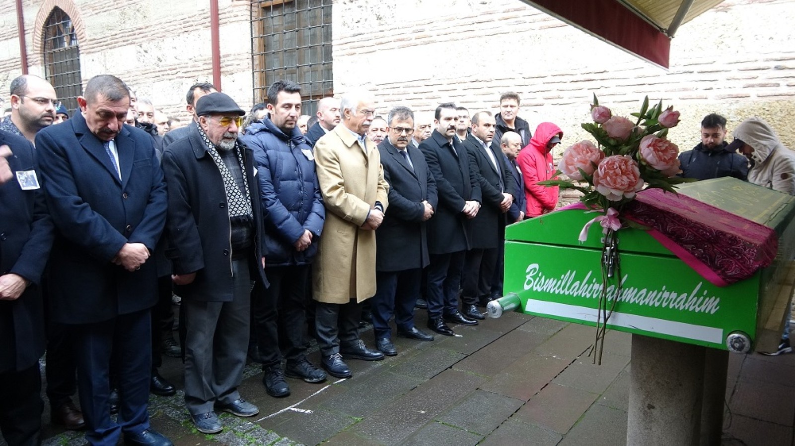 Gizem Memioğlu toprağa verildi;