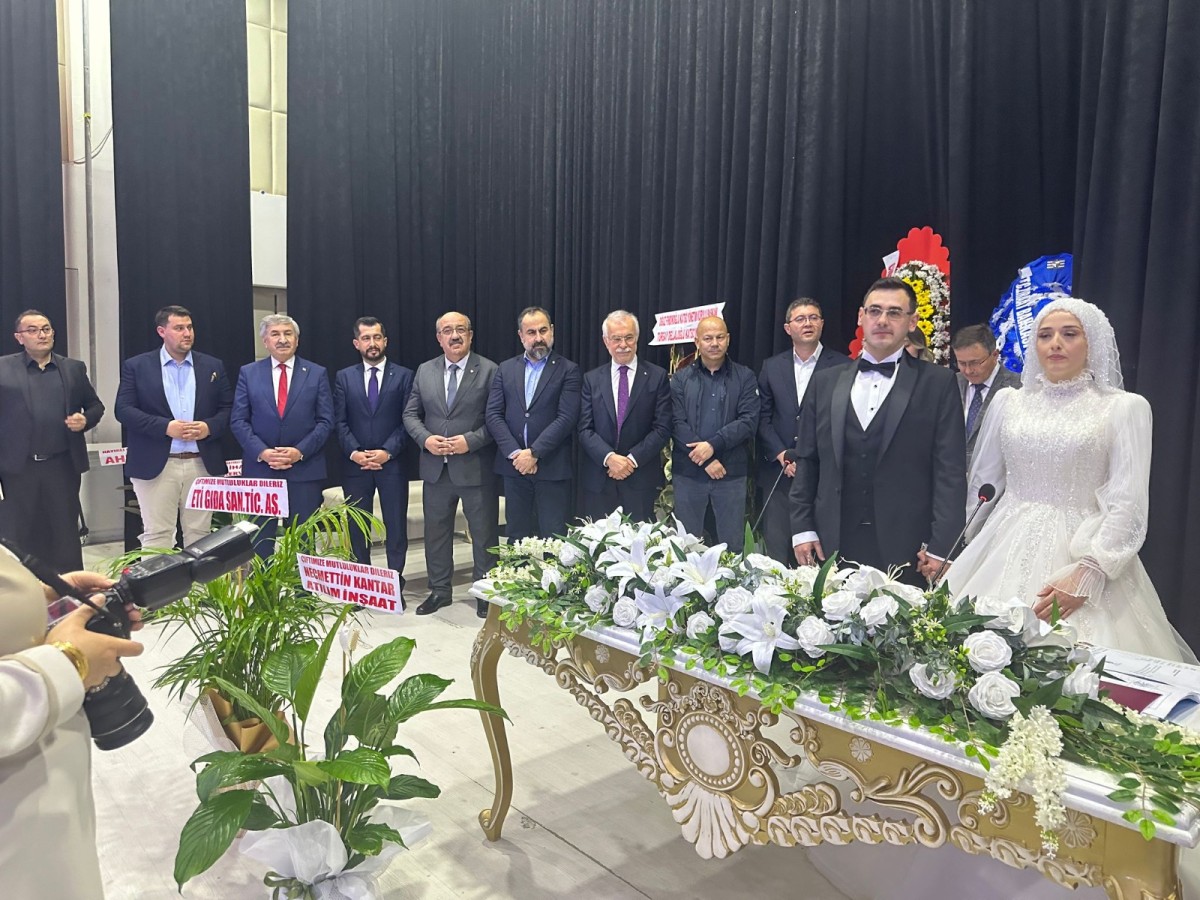 Kastamonu’da iş dünyasını buluşturan nikah;