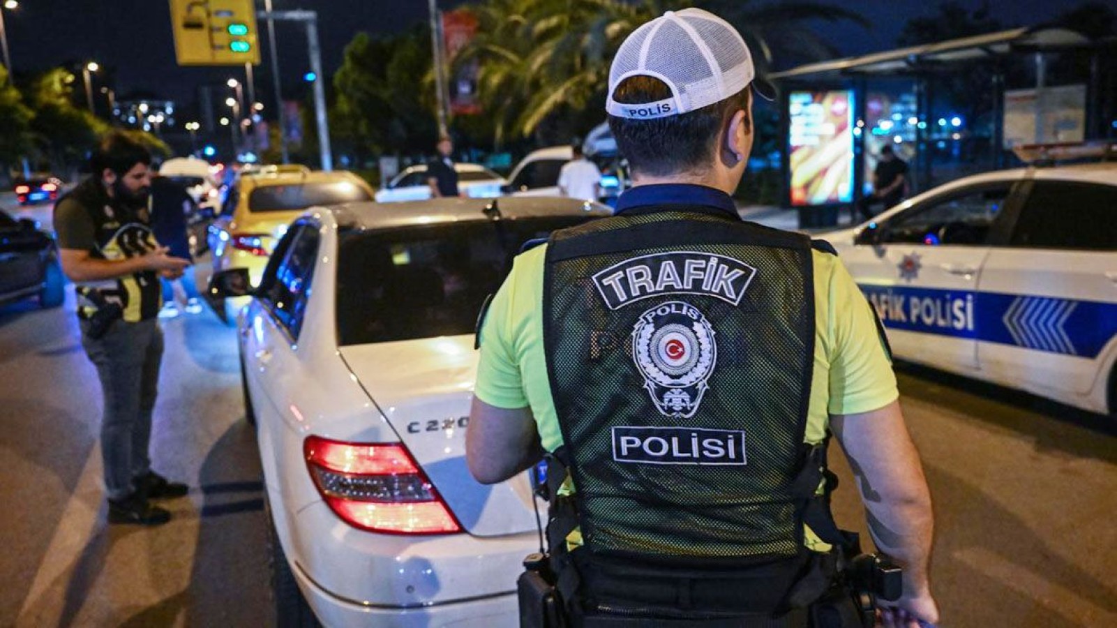 Cezalar can yakıyor!.. 1 haftada yüzbinlerce sürücü;