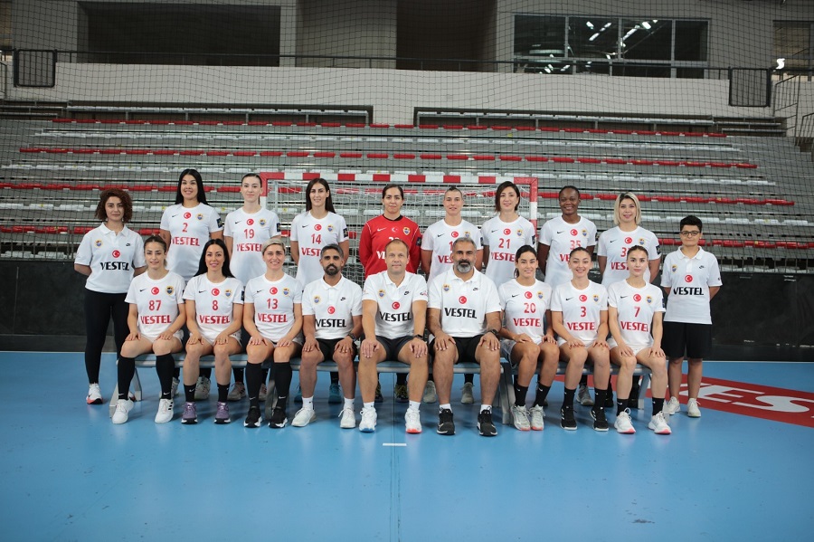 Altın Kızlar, Norveç’te;