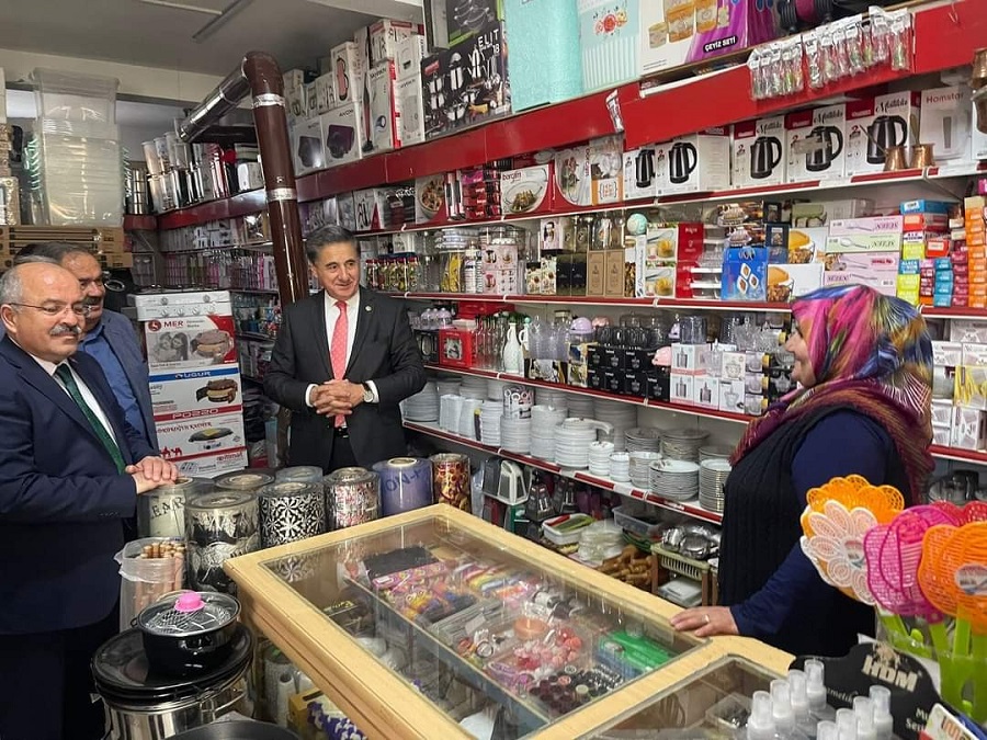 AK Parti Karabük Milletvekili Güneş, Kastamonu'da vatandaşlarla görüştü;