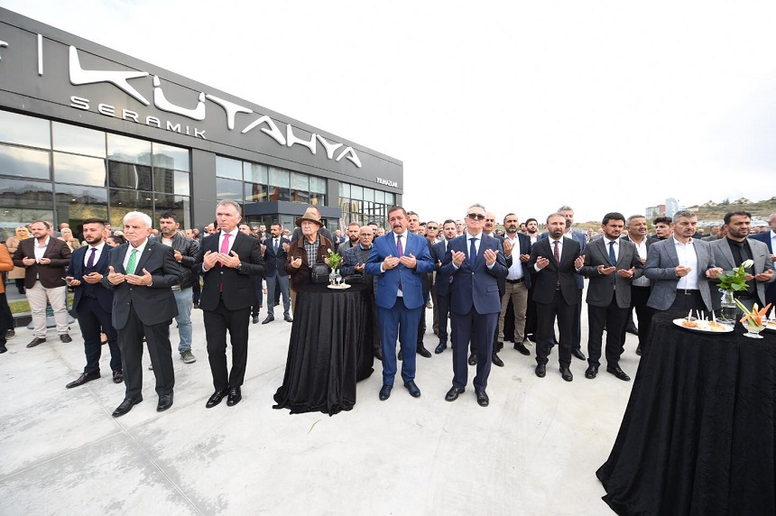 Yılmazlar’dan görkemli açılış;