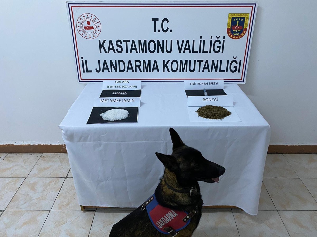 Uyuşturucu ile yakalanan 6 şüpheli gözaltında;