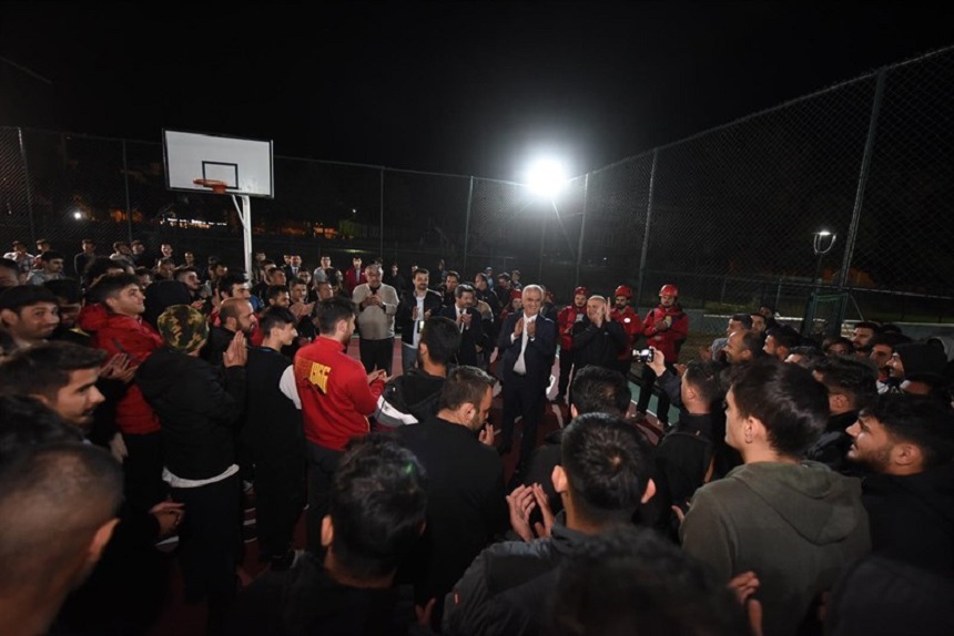 KYK yurtlarında aynı anda deprem tatbikatı yapıldı;