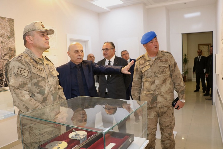 Komutanlar, Tapu Bölge’yi ziyaret etti;