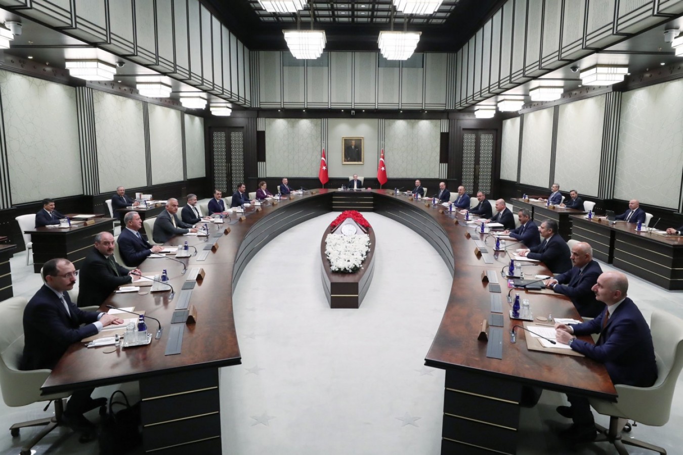 Kabine bugün toplanıyor;