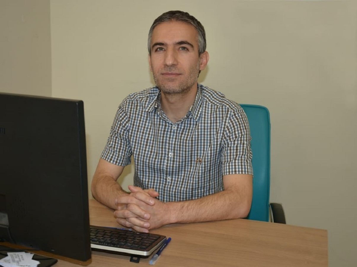 Op. Dr. Dinek, hasta kabulüne başladı;