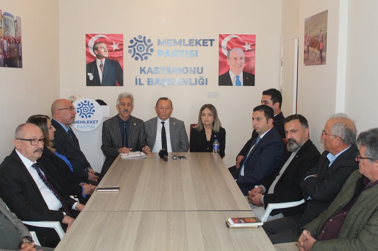 Ne Cumhur, ne Millet, tek yol Memleket;