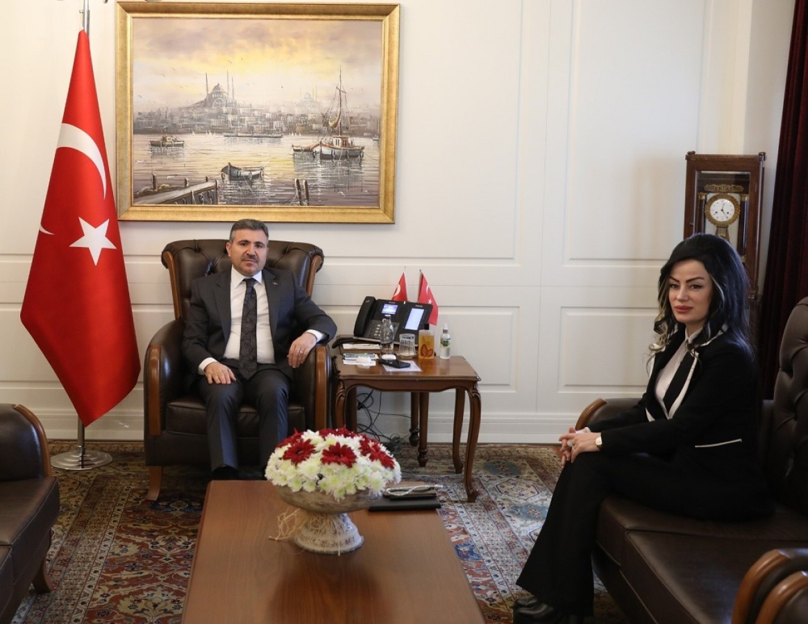 Aynan, Düzce’de görevine başladı;