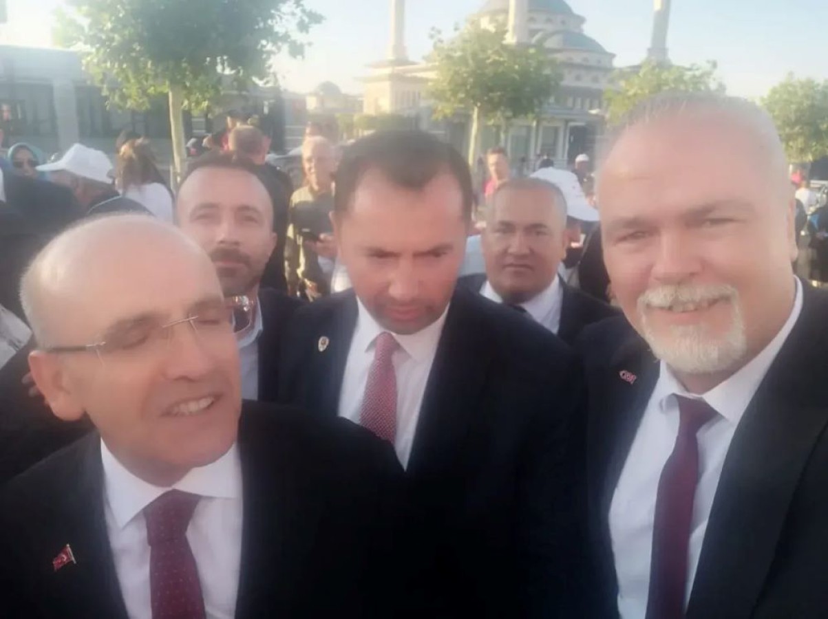 Staj mağdurlarından bakanlara yakın markaj;
