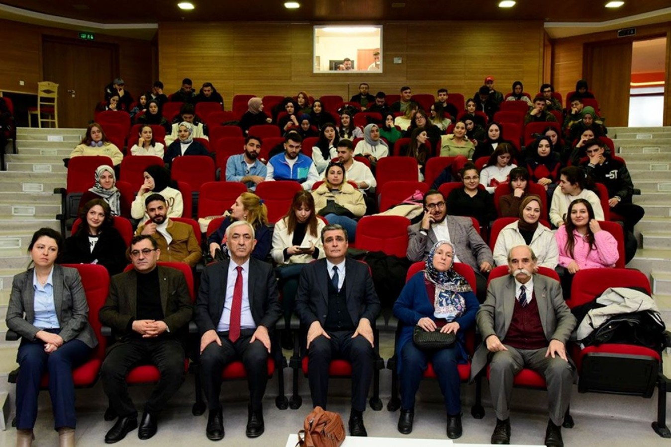 Kastamonu Üniversitesi’nde Çanakkale şehitleri anıldı ;