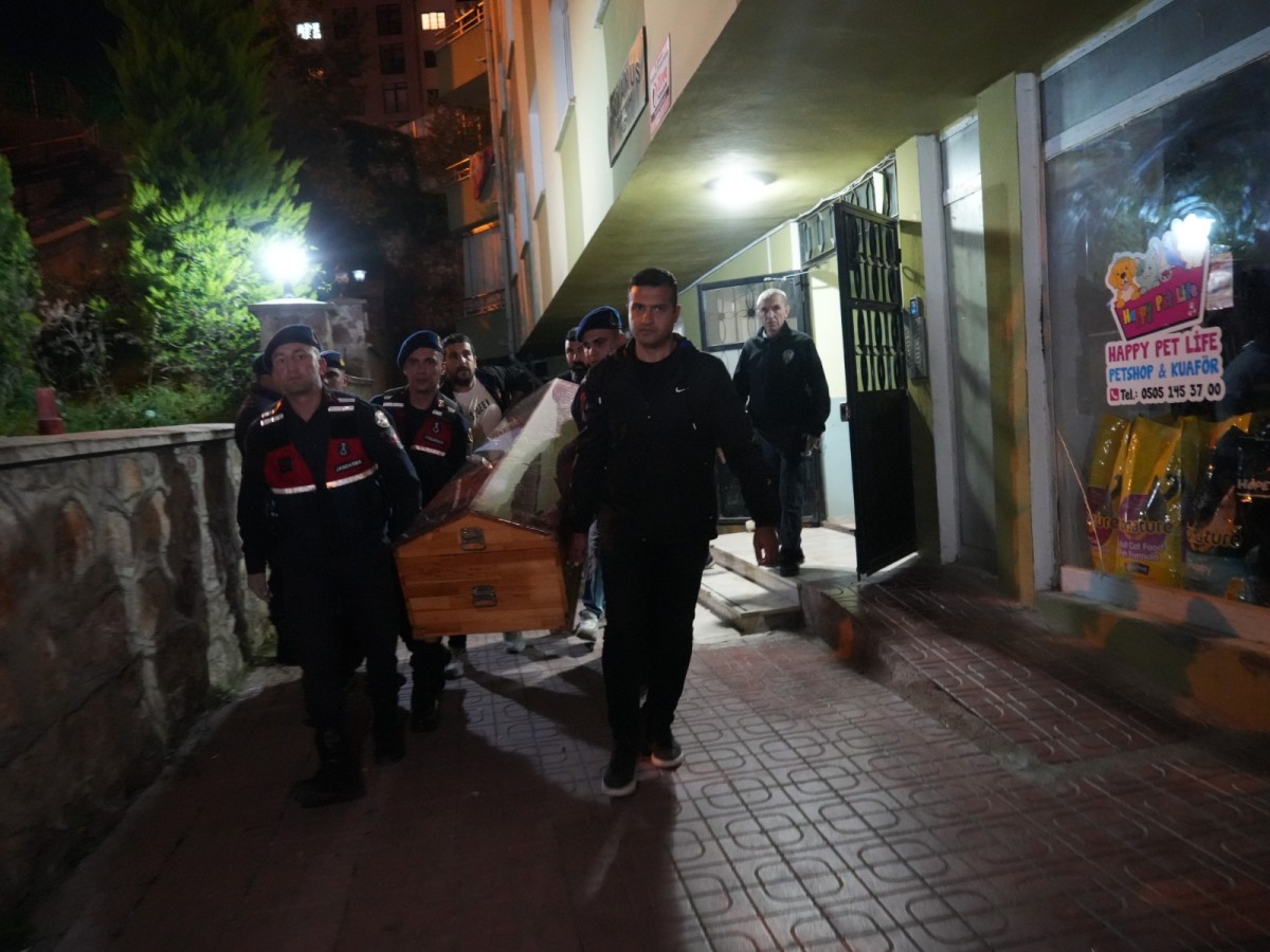 Kastamonu'da eşini öldüren polise müebbet hapis!;
