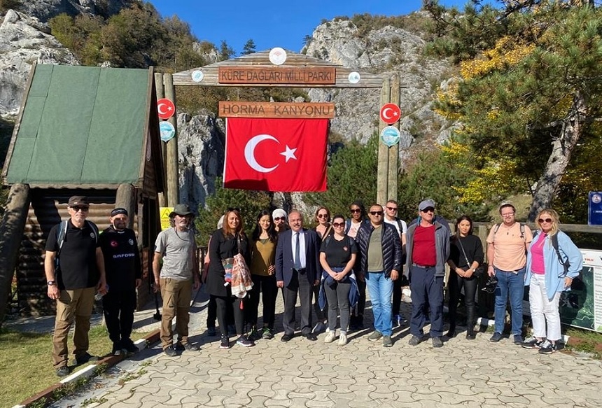 Fransız turizmciler, Pınarbaşı’nı gezdi;
