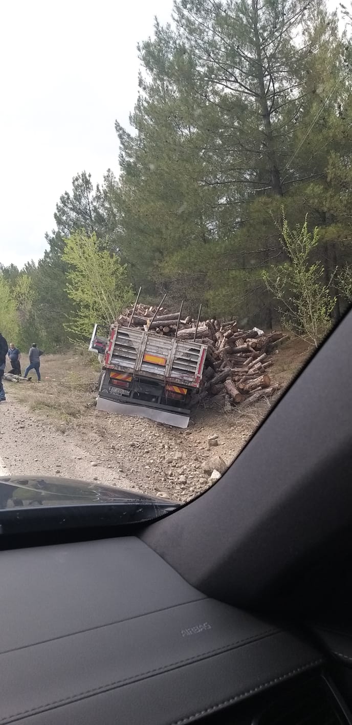 Kastamonu - Karabük yolunda kaza: Yaralılar var;