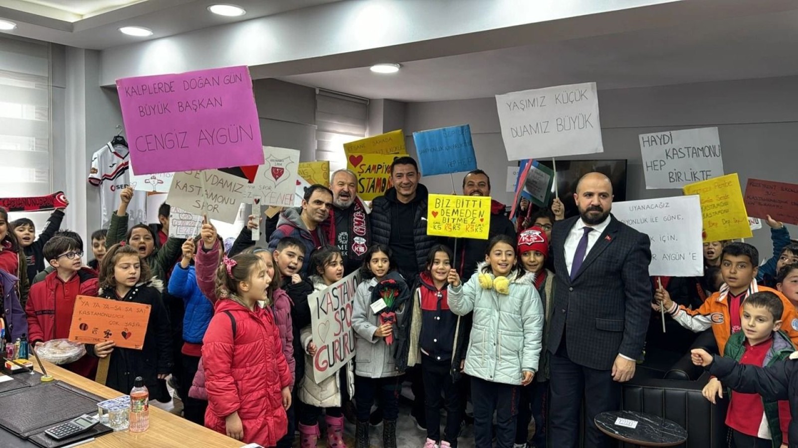 Miniklerden KSK ziyareti;