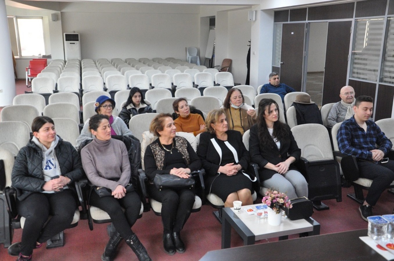 Kent Konseyi Kadın Meclisi’ne afetzedeler ile iletişim dersi;