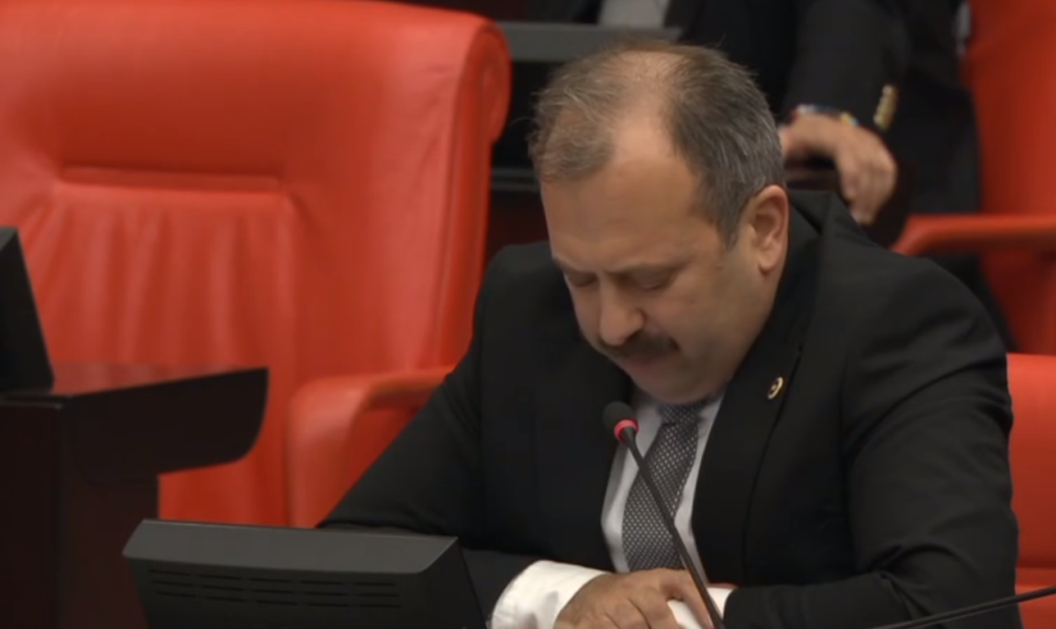 Milletvekili Uluay, konuşmasını tamamlayamadı;
