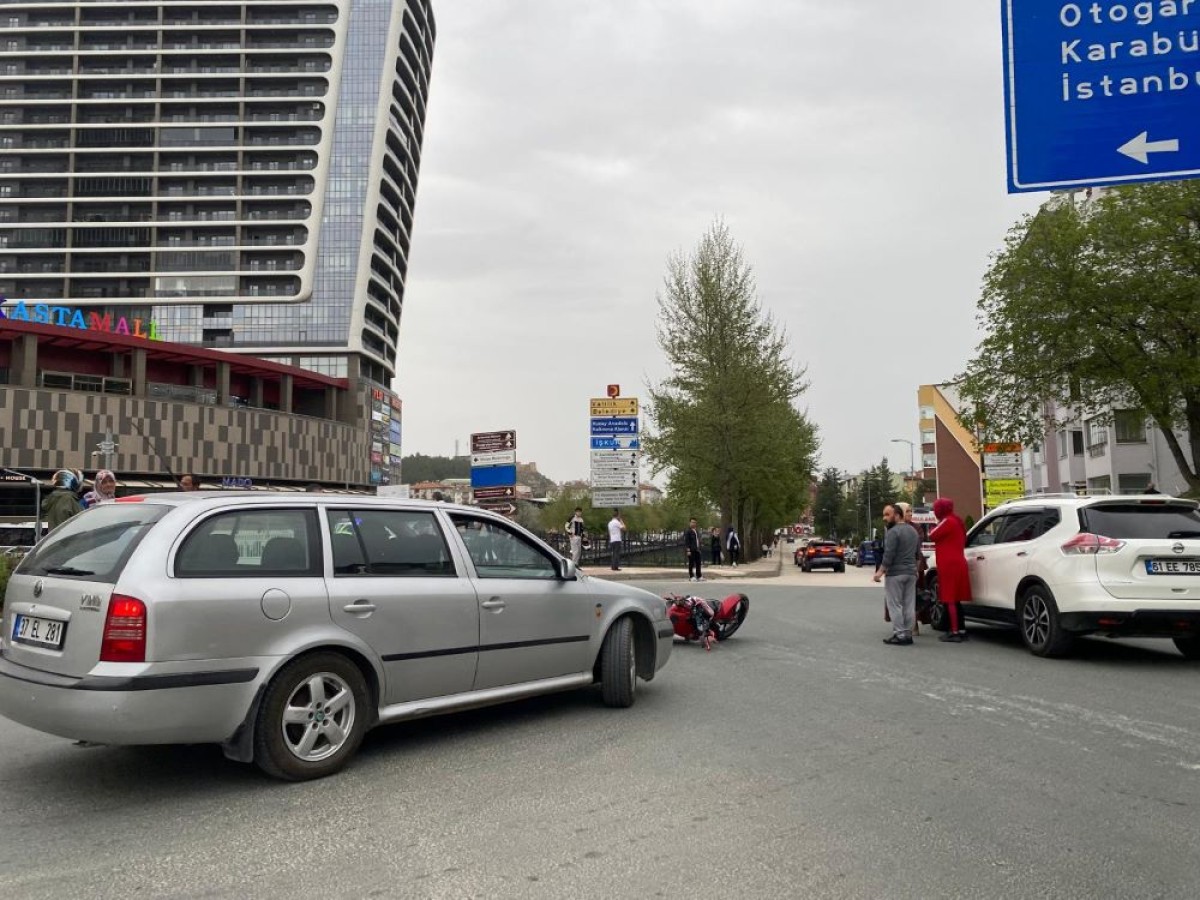 Zulüm kavşağında feci kaza!