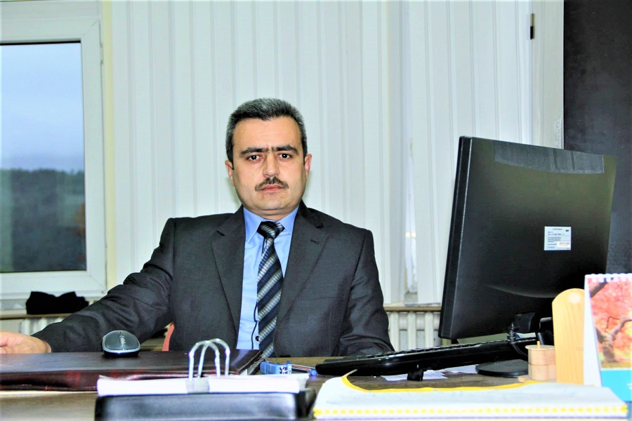 Kaymakamlık yazı işleri memuru, müezzin olarak görevlendirildi;