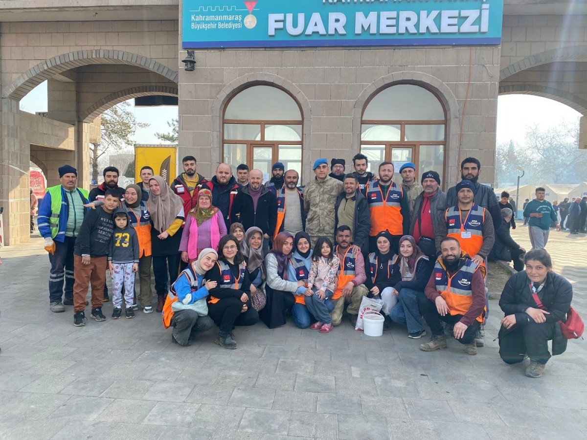 AFAD gönüllüleri çocuklarla vedalaştı;