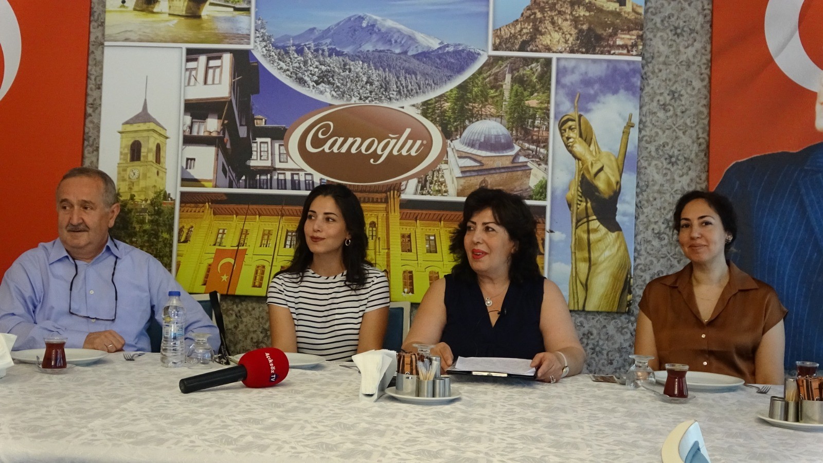 Darende ailesi, Kastamonu'da inşa ettikleri Huzurevinin işletmesini Belediye'ye devretti;