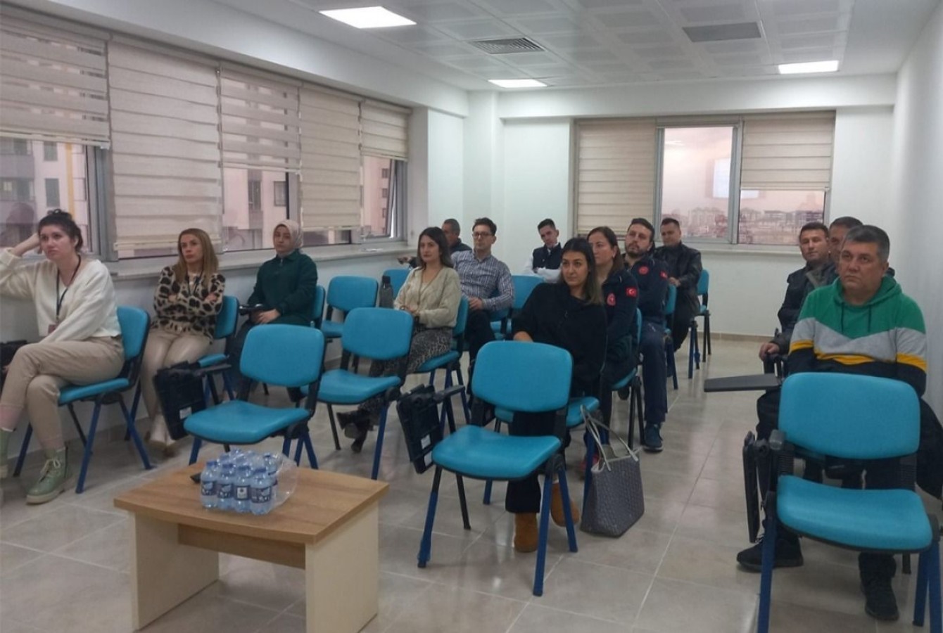 Kastamonu 112 Acil Çağrı personeline stresle mücadele eğitimi;