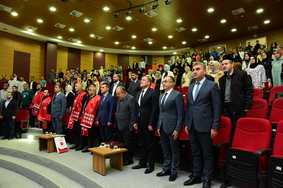 İlahiyat’ta en ‘Fayda’lı ilk ders;