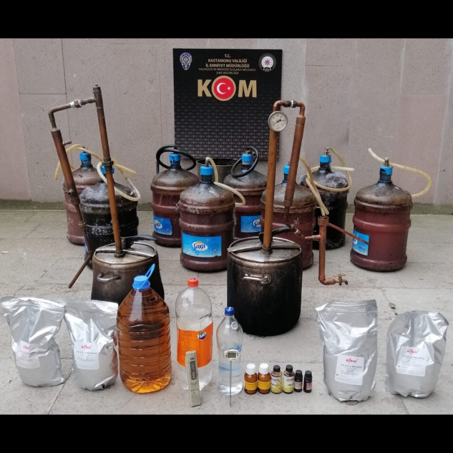 KOM’dan kaçak içki baskını: 1 gözaltı;